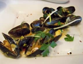 Moules à l'espagnole aux pimientos del piquillo