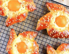 Viennoiseries Moulin à vent aux abricots et noisettes grillées