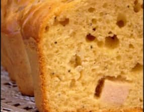 Cake poulet, moutarde et graines de pavot