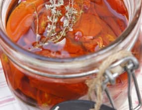 Tomates confites : la saison des conserves