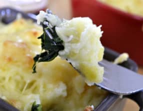 Parmentier de poisson et épinards en cocotte