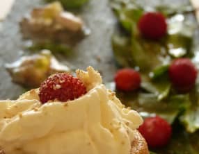 Tartare de sardines au fenouil, baba fleur de sel et graines de nigelle, chantilly au lard