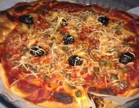 Pizza presque tout maison