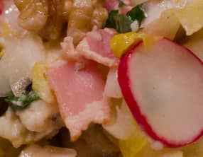 Salade d'endives aux noix et au gorgonzola