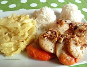 Noix de Saint jacques aux noisettes et chou blanc au curry