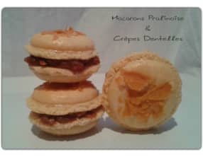 Macarons à la ganache pralinoise et crêpes dentelles