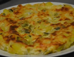 Quiche sans oeuf et sans pâte aux poireaux et pommes de terre