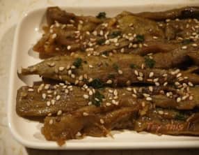 Aubergines à la sauce à l'ail