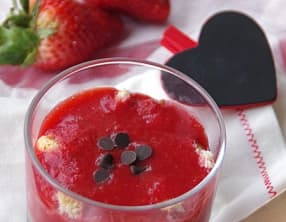 Purée de fraises aux pépites de chocolat
