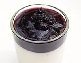 Panna cotta aux myrtilles