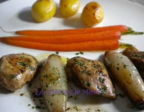 Filets de cailles au Xérès, échalotes caramélisées et carottes glacées