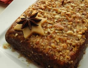 Gâteau à la pâte d’amande et au sirop d’orange et de gingembre