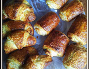 Croissants et pains au chocolat maison