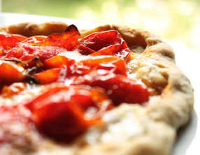 Pizza aux tomates cerises "confites" et thym citron