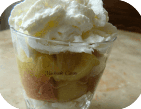 ETON MESS pommes, fraises et rhubarbe