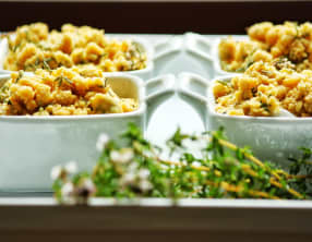 Crumble de tomates cerise, thym et farine d'épeautre