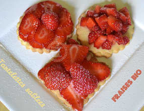 Tartelettes sablées aux fraises bio