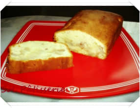 Génoise aux poires et aux noix