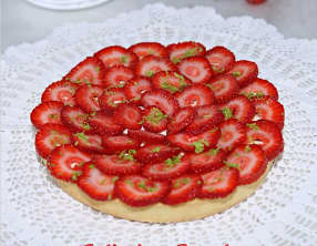 Tarte aux fraises avec crème de lemon curd et philadelphia