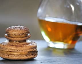 Religieuse macaron Irish Coffee