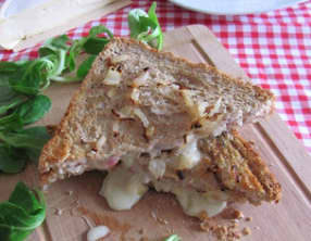 Croque façon Flammekueche au reblochon