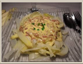 Tagliatelles d'asperges à la carbonara