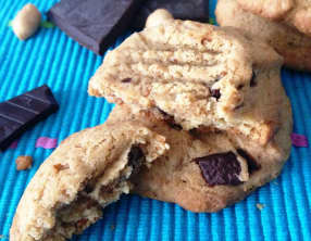 Les cookies au beurre de cacahuètes et au chocolat noir