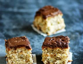 Pouding chômeur au chocolat, banane et pavot