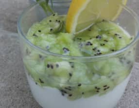 Pana cotta aux kiwis et citron vert