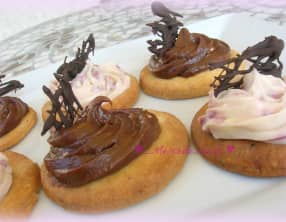 Tartelettes chocolat blanc, fraise et Toblerone