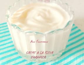 Crème à la fleur d'oranger et au miel