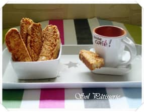 Biscottis aux agrumes et à la noix de coco