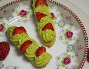 Eclairs pistache et fraises