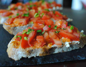 Tartine d'été : Tartare de tomates
