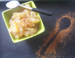 Compote de pommes épicée express