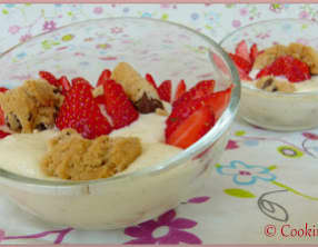 Mousse de mascarpone, fraises et cookies