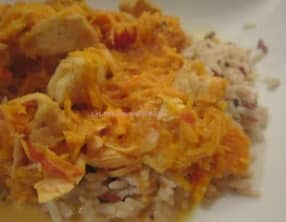 Poulet aux carottes rapées et lait de coco