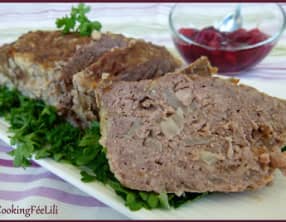 Pain de viande et sa sauce aux cerises