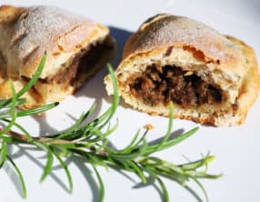 Mini calzone au caviar d'aubergine