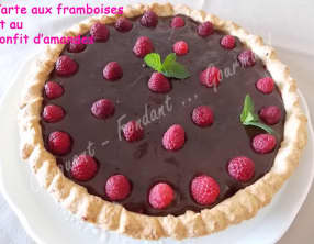Tarte aux framboises et confit d’amandes