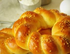 Pain simit, pain turc au sésame