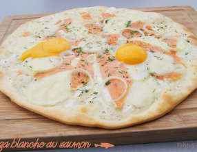 Pizza blanche au saumon