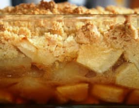 Crumble pommes poires caramel beurre salé