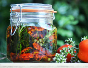 Tomates séchées à l'huile d'olives et aromates