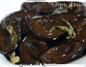 Prunes rôties au miel et à la verveine citronnelle