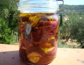 Aubergines au sel et vinaigre, huile d'olive