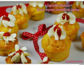 Cupcakes America: bacon, oignon croustillant, ketchup