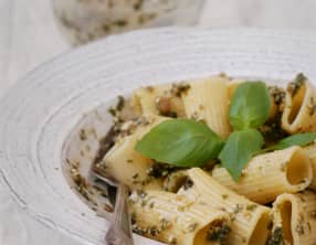 Pâtes au pesto de tournesol