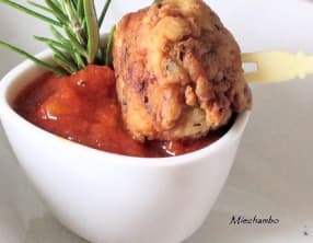 Croquettes de crevettes en sauce épicée