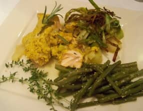 papillote de saumon et poireaux au curry et gingembre